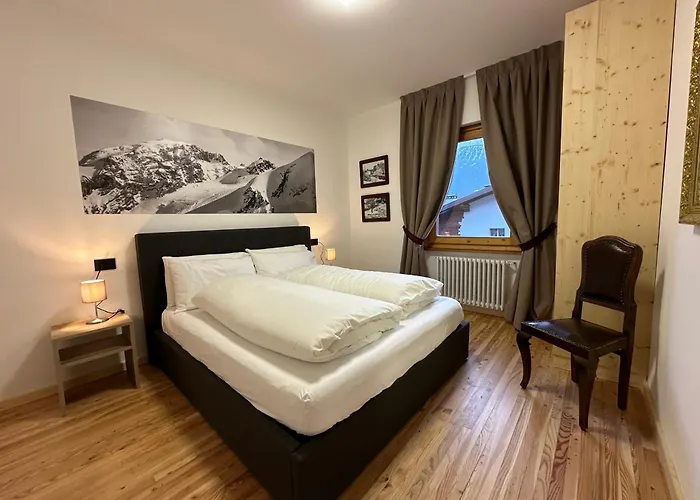 House 2 Via Funivie 65, Pista Stelvio דירה