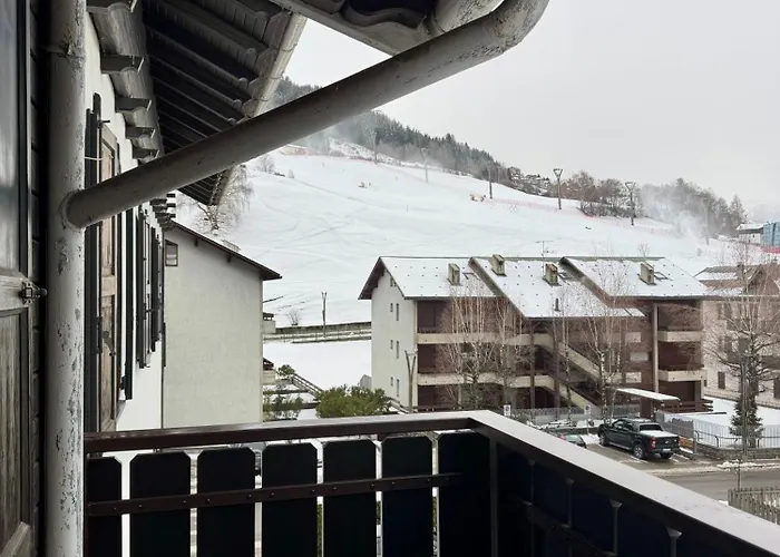 House 2 Via Funivie 65, Pista Stelvio