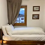 House 2 Via Funivie 65, Pista Stelvio