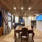 House 2 Via Funivie 65, Pista Stelvio 博尔米奥