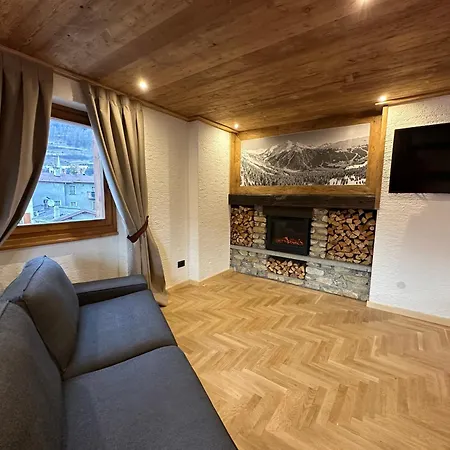 Appartamento House 2 Via Funivie, Pista Stelvio, Posto Auto *