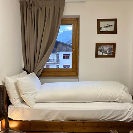 House 2 Via Funivie, Pista Stelvio, Posto Auto