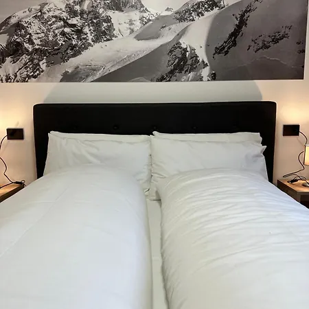 House 2 Via Funivie, Pista Stelvio, Posto Auto Apartmán *