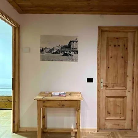 House 2 Via Funivie, Pista Stelvio, Posto Auto *