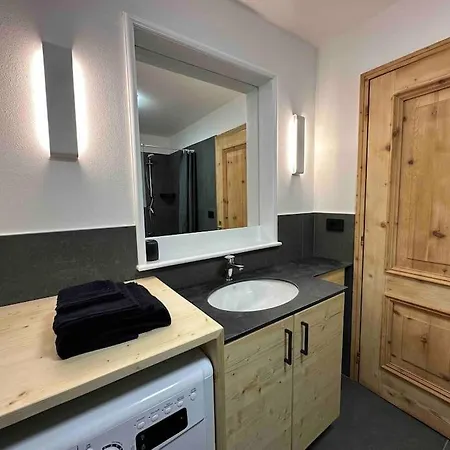 House 2 Via Funivie, Pista Stelvio, Posto Auto * Bormio