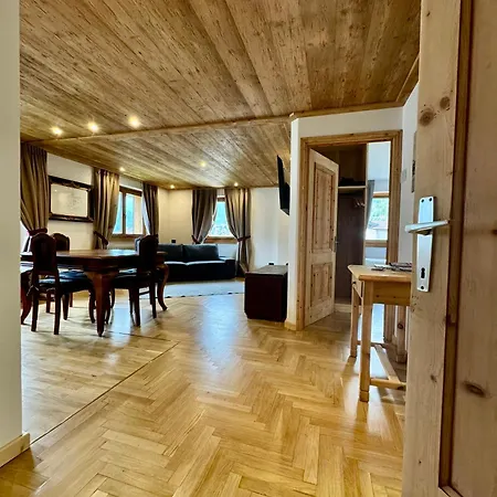 House 2 Via Funivie, Pista Stelvio, Posto Auto *