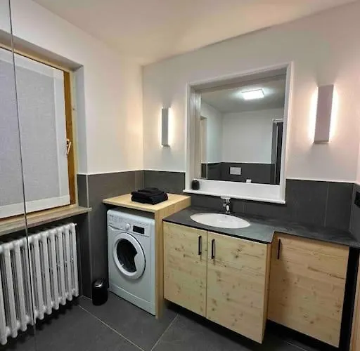 House 2 Via Funivie 65, Pista Stelvio *