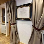 House 2 Via Funivie 65, Pista Stelvio Apartman *