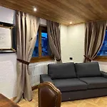 House 2 Via Funivie 65, Pista Stelvio Apartman Bormio